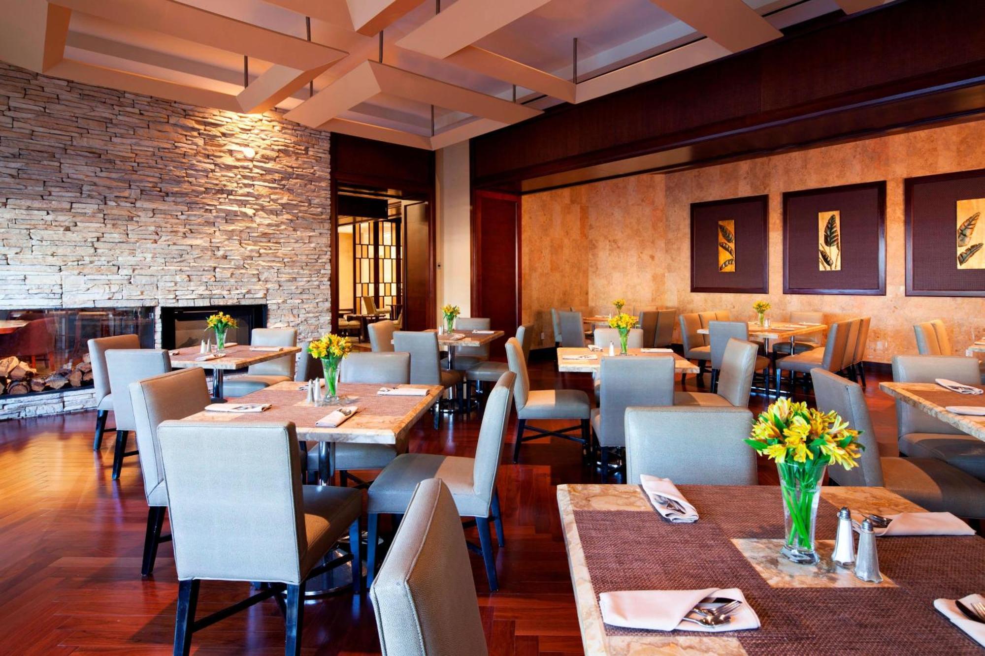 Sheraton Garden Grove-Anaheim South Экстерьер фото